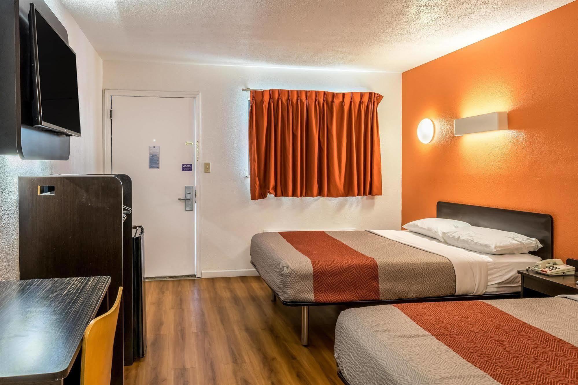 Motel 6 Florence, Ky - Cincinnati Airport Eksteriør bilde