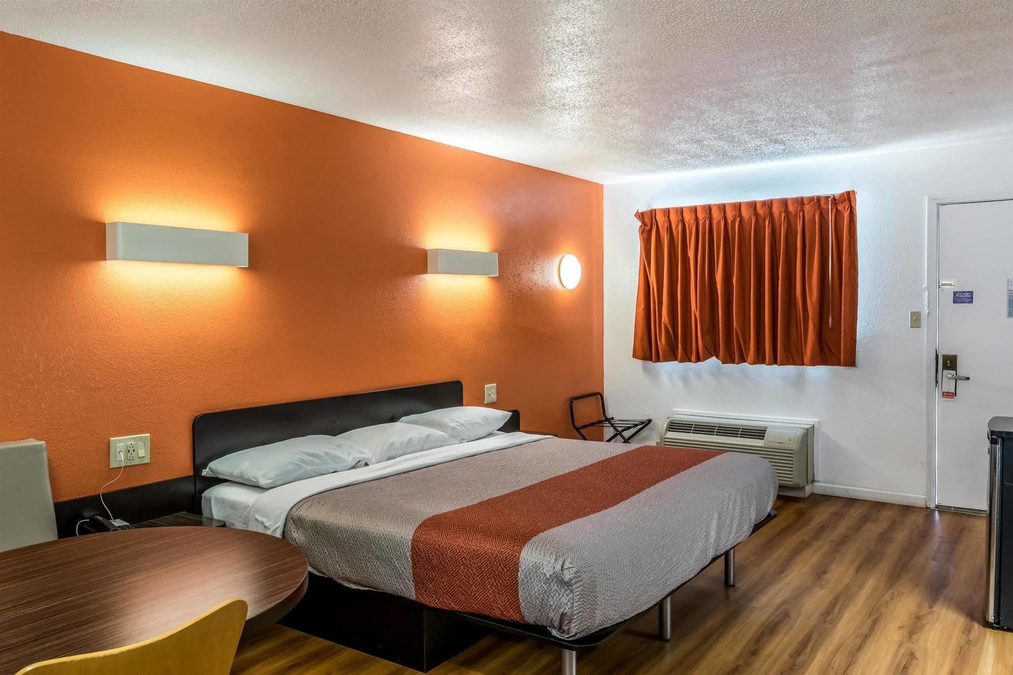 Motel 6 Florence, Ky - Cincinnati Airport Eksteriør bilde