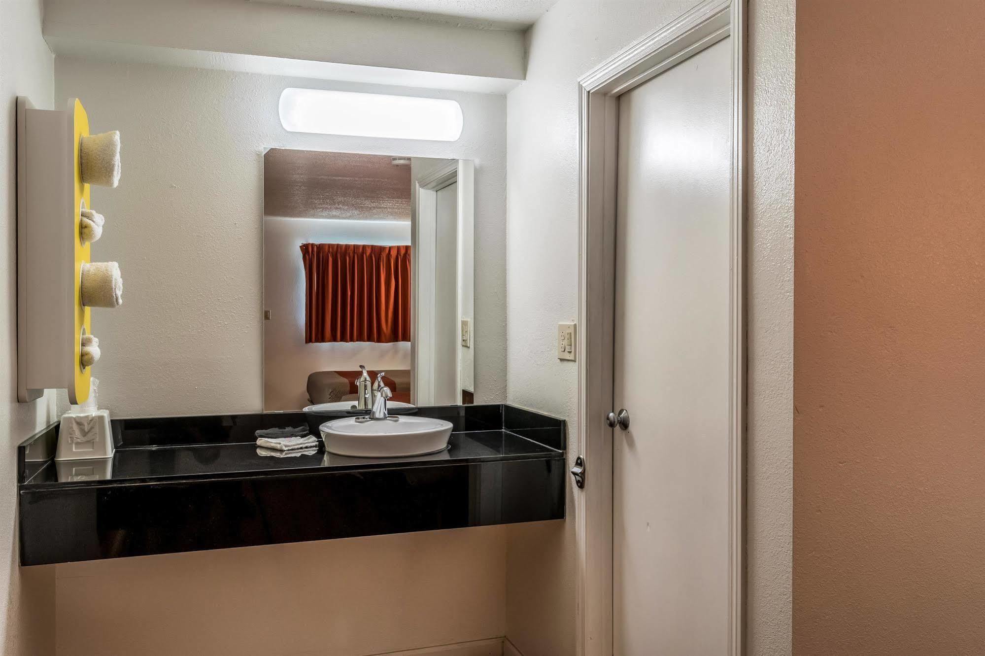 Motel 6 Florence, Ky - Cincinnati Airport Eksteriør bilde